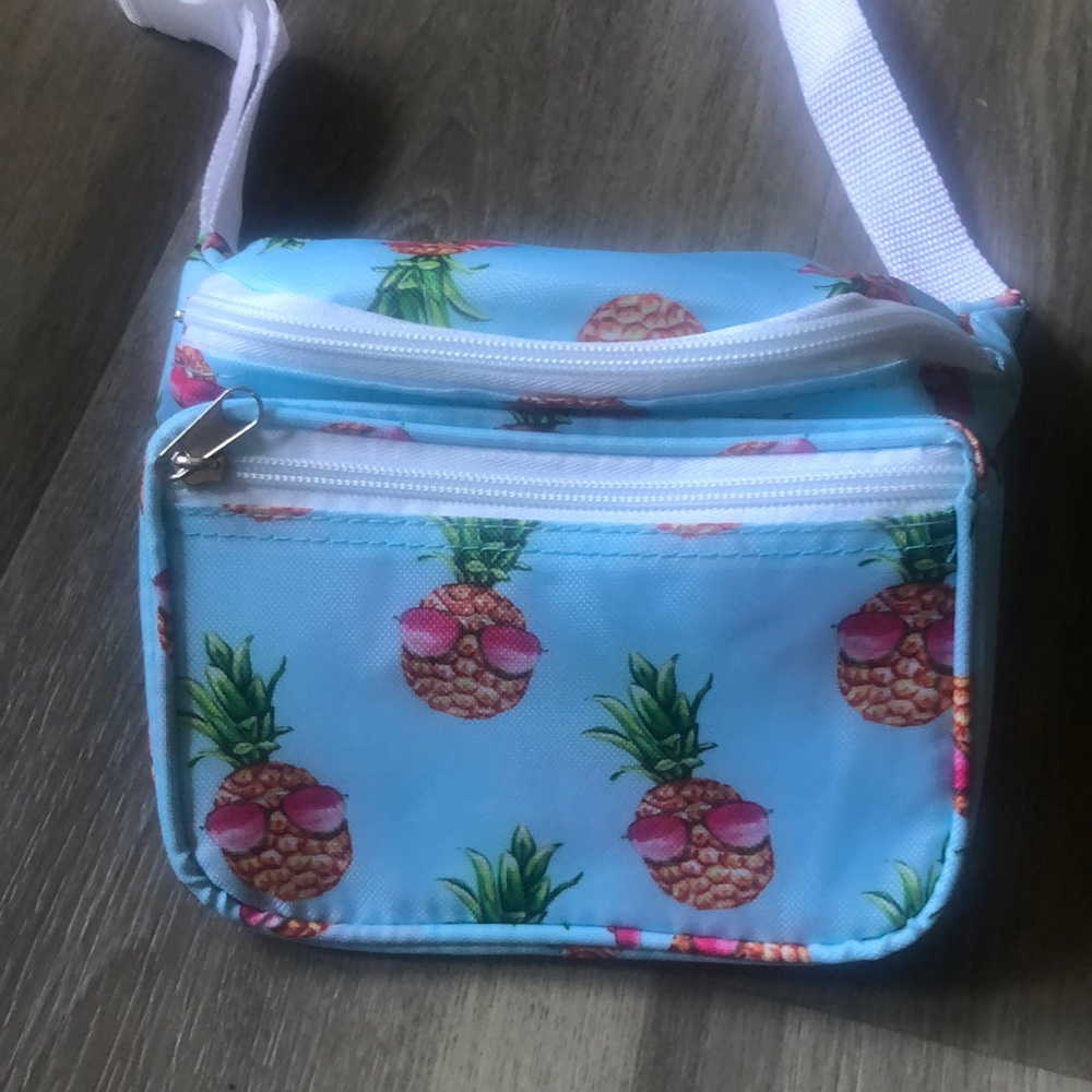 Adorable brand new Fanny pack